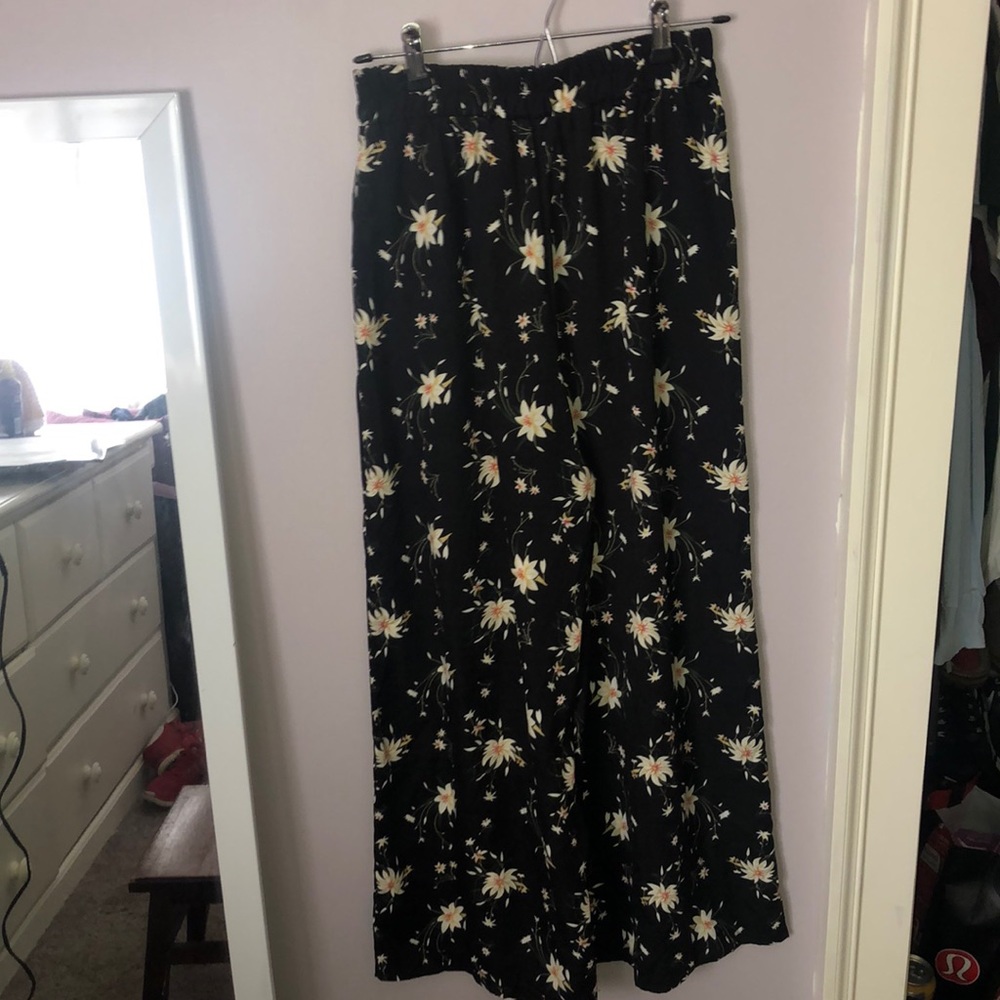 Romwe floral two piece pants and tank top
